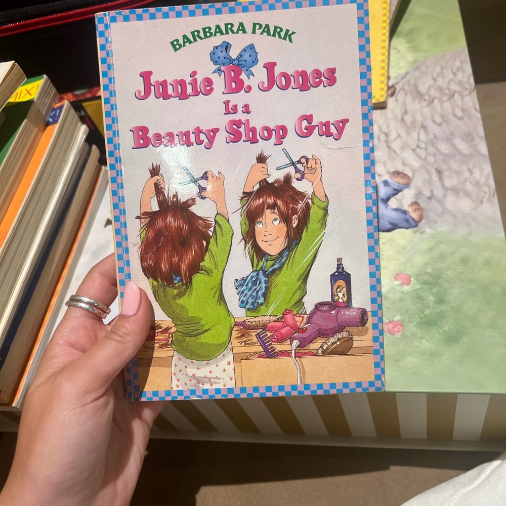 Junie B. Jones Book - Beauty Shop Guy